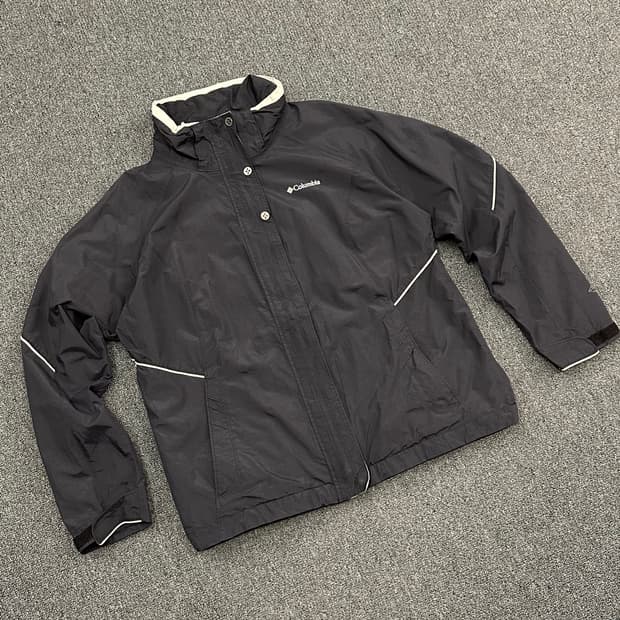 XL)콜롬비아 Columbia 버튼 디테일 블랙 바람막이