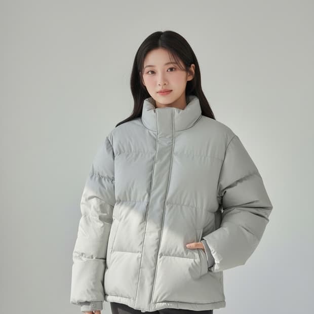 인사일런스 회백색 숏 패딩 L