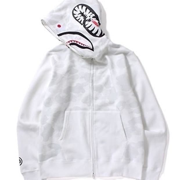 (삽니다) 베이프 샤크후드 화이트(흰색) 구합니다!