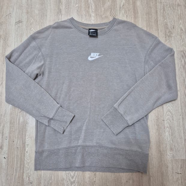 나이키 미들로고 맨투맨 스웻셔츠