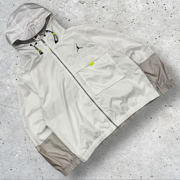 [2XL] 나이키 조던 스테이트먼트 화이트 바람막이 후드 자켓 A954
