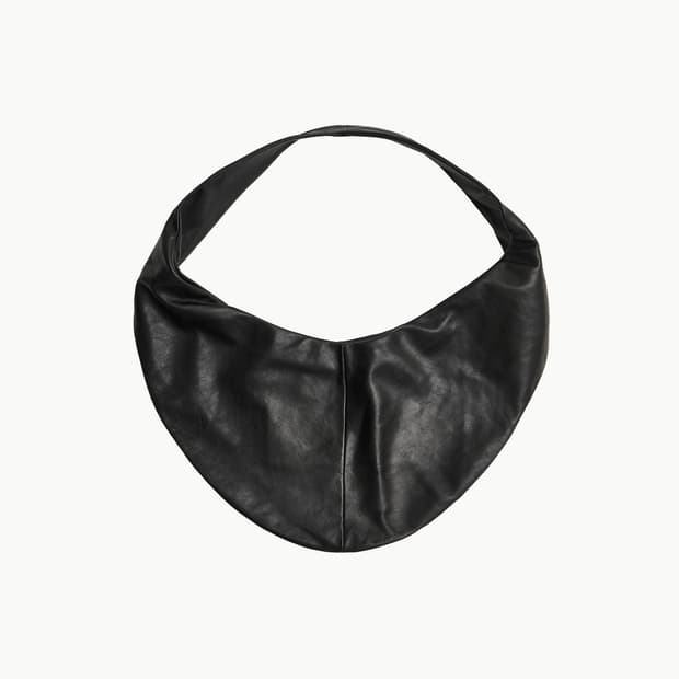 가브리엘라 콜 가먼츠 no.250 lambskin 크로스백