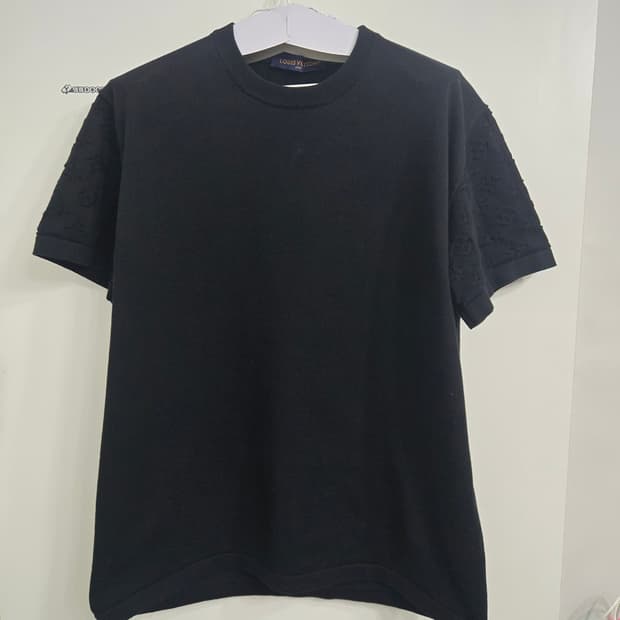 루이비통 스웻 반팔 L