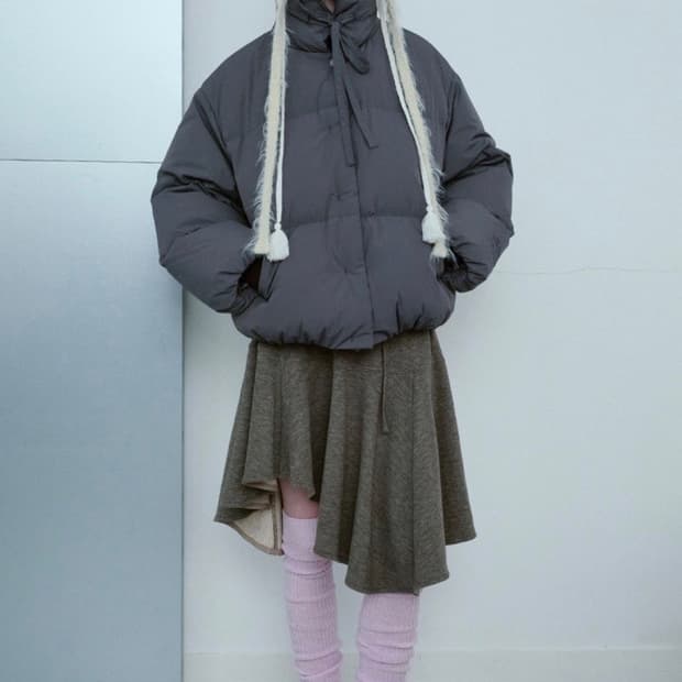 Type service /  collar strap down jumper