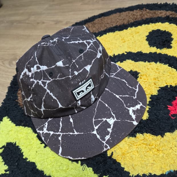 OBEY Cracked 6-Panel Strapback Cap
