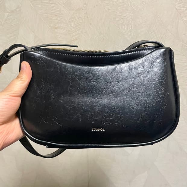 스탠드오일 보우백 미니마론 블랙가방