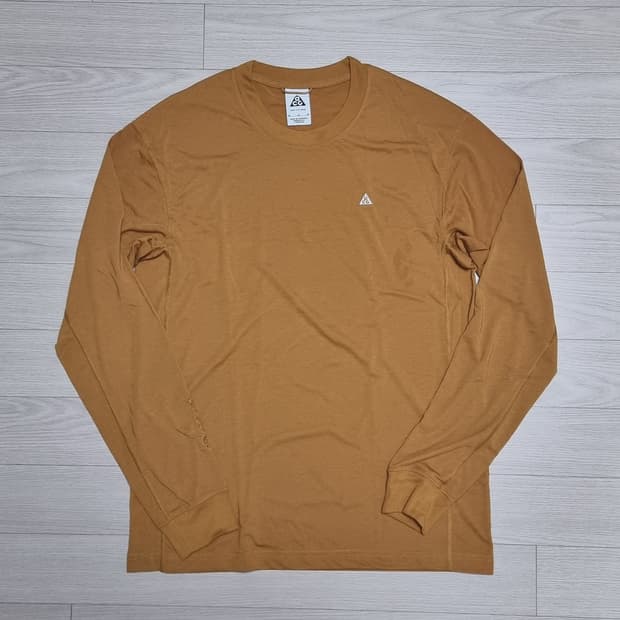 나이키 ACG 기능성 롱슬리브 고트락스 오렌지