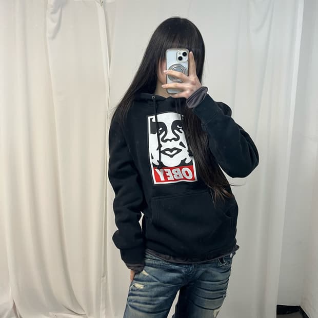 Obey black icon hoodie