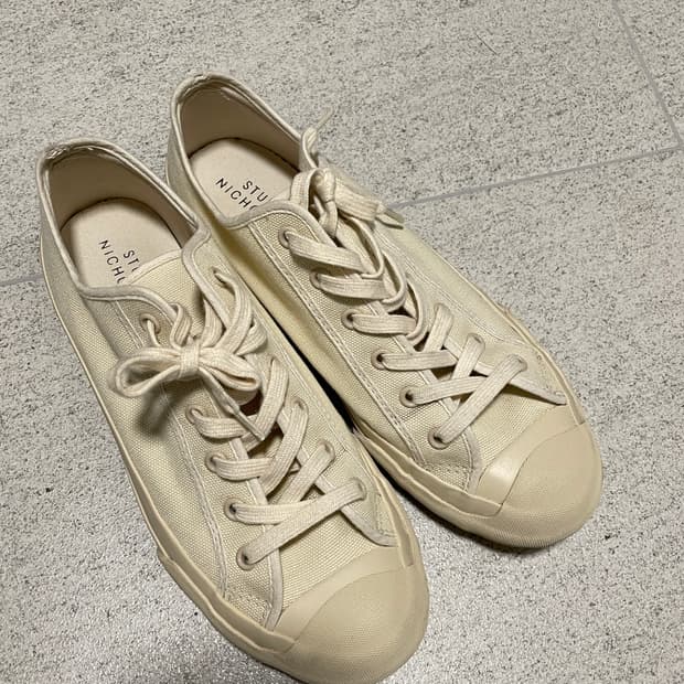 스튜디오니콜슨 문스타 37