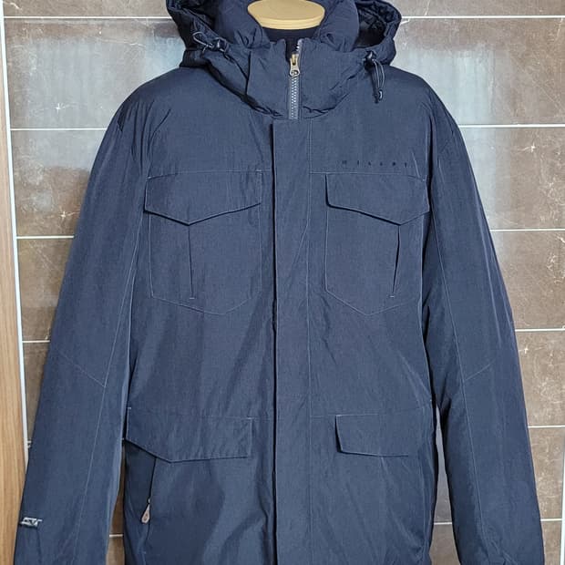 (남성110사이즈) 밀레 겨울 패딩(거위털100)