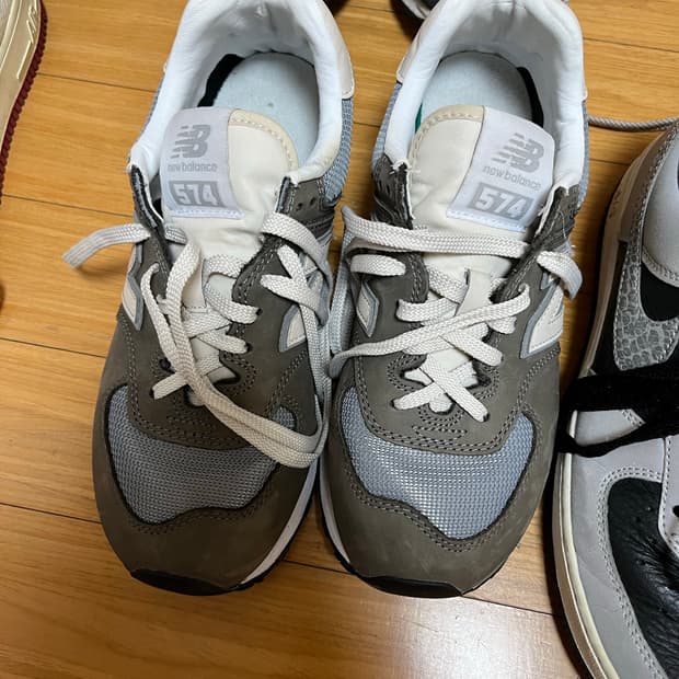 뉴발란스 574 그레이 240(jp1300보급형)