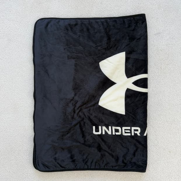 언더아머 양털 무릎 담요 이불 3675
