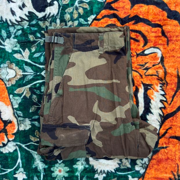 90s BDU camo pants (M-R)