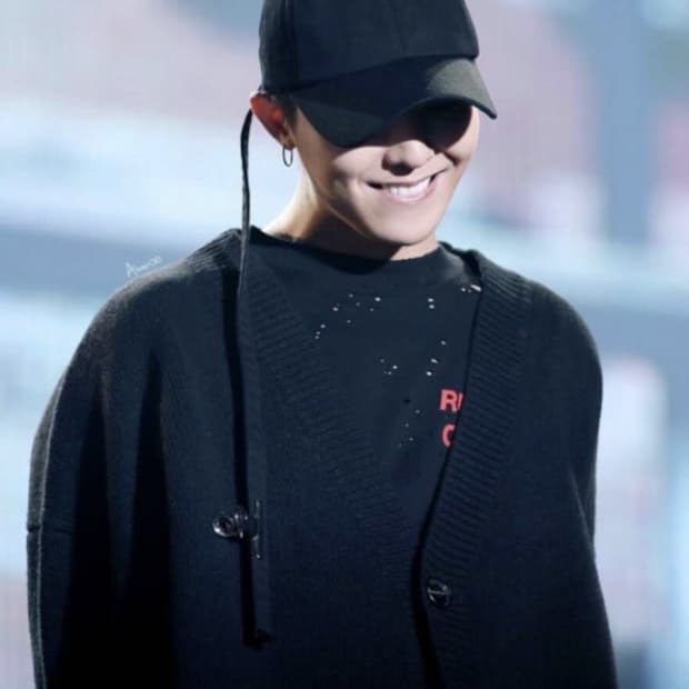 지디 피스마이너스원 초판 롱스트랩 볼캡