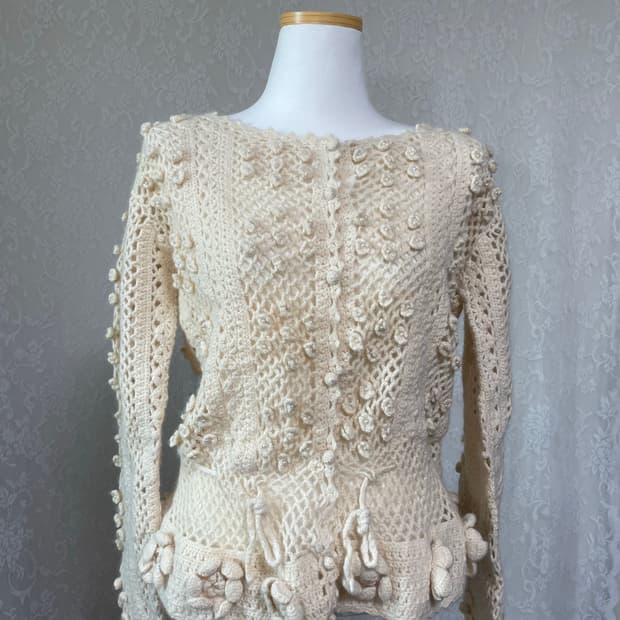 플라워 입체 디테일 빈티지 크로쉐 니트 가디건