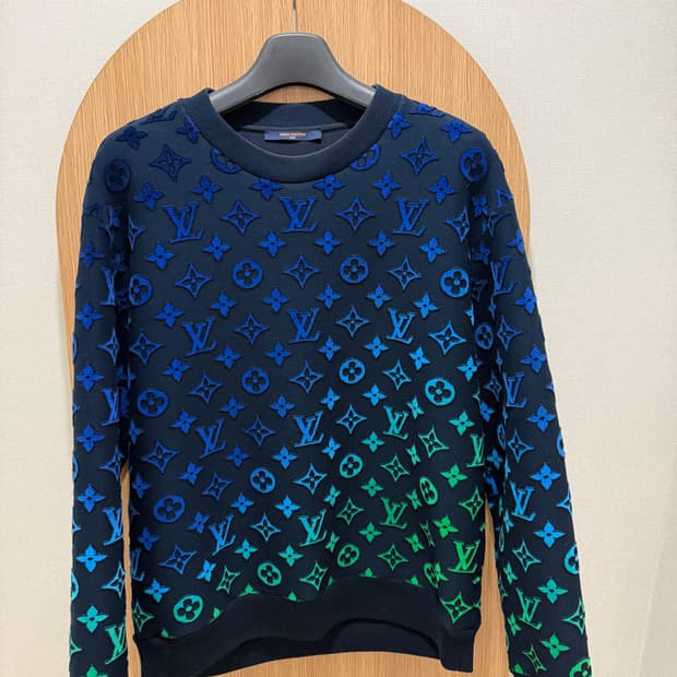 루이비통 레인보우 필쿠페 맨투맨