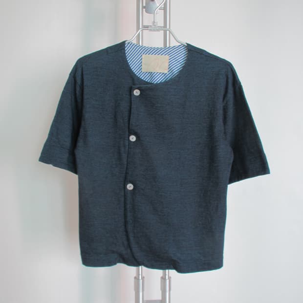 Pal‘las Palace indigo top