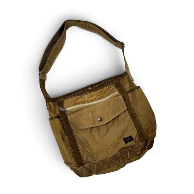 Cross shoulder bag
