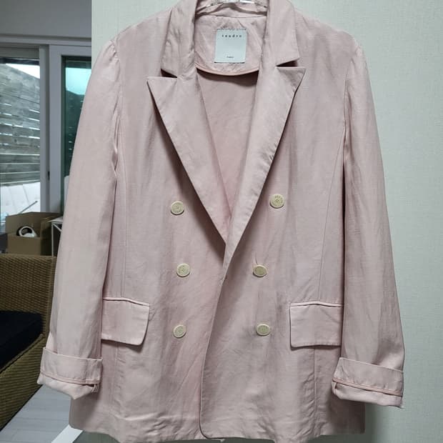 정품 산드로 린넨 딸기우유 핑크 더블 버튼 블레이저 44-66