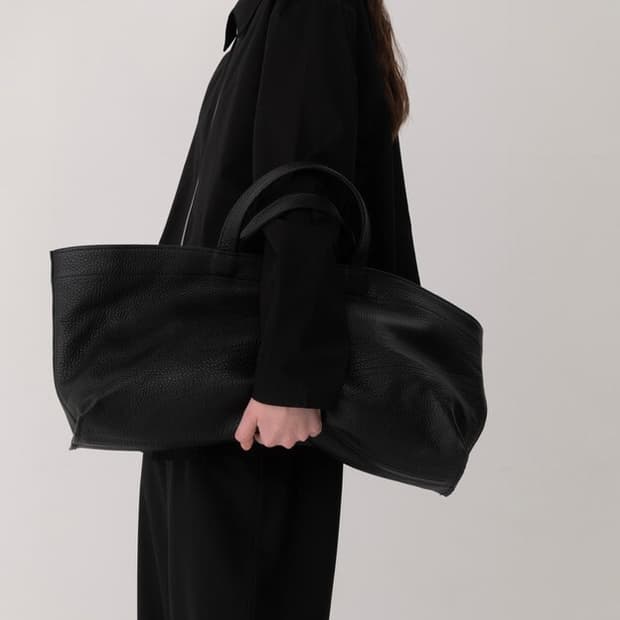 네세서리 와이드백 - NCSSRY