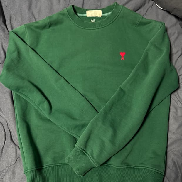 아미 초록 맨투맨