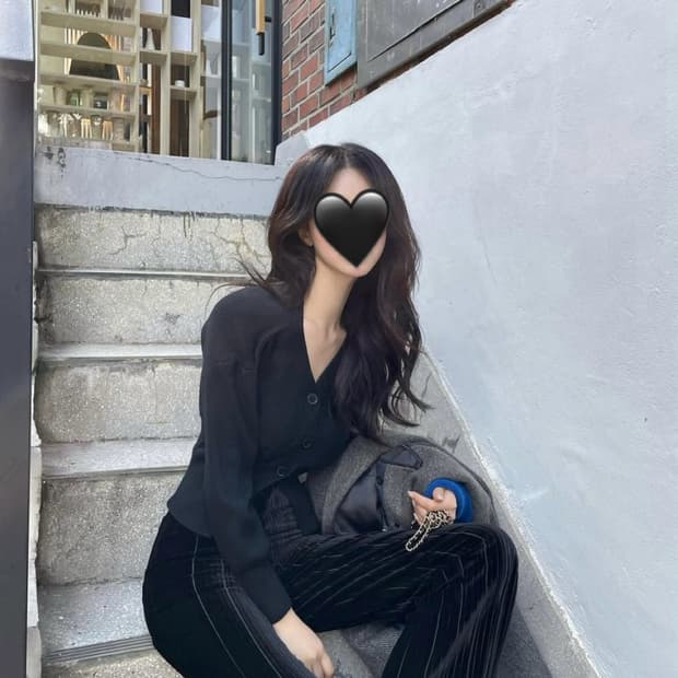 새상품 ) 임블리 글래머라인 블랙가디건