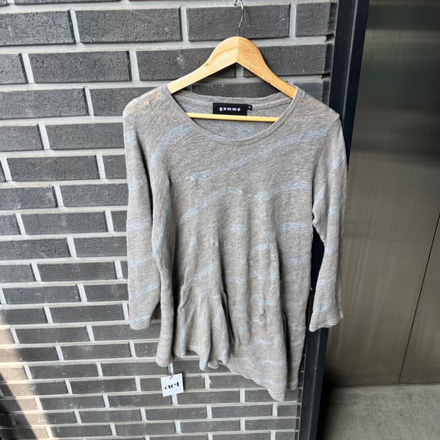 Gomme 고무 언발란스 탑