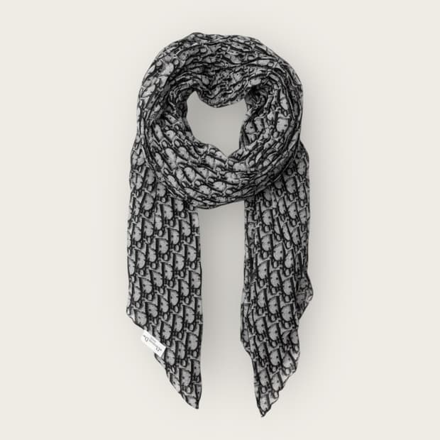 디올 00s 오블리크 스카프