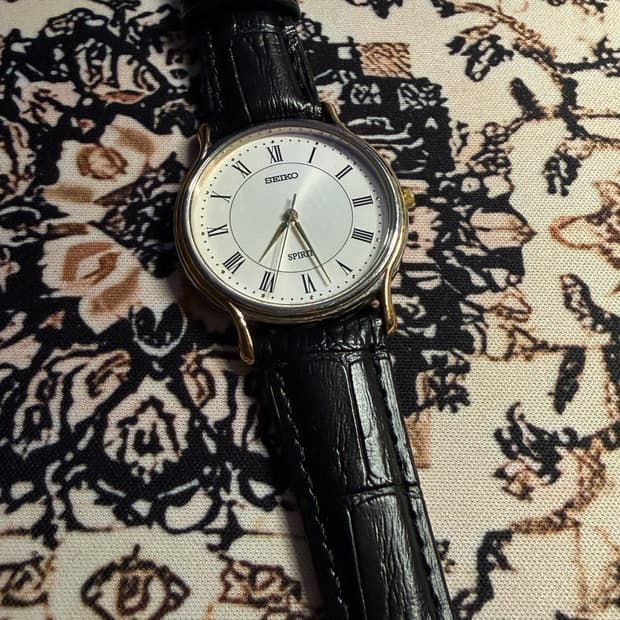 SEIKO 빈티지 쿼츠 시계