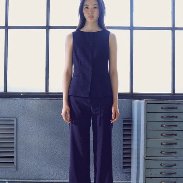 구호플러스 린넨스타일 네이비 슬랙스