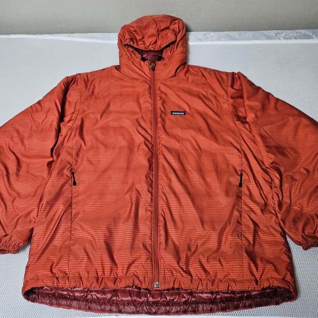 파타고니아 마이크로 퍼프 퍼프자켓 오렌지 L 패딩 경량패딩