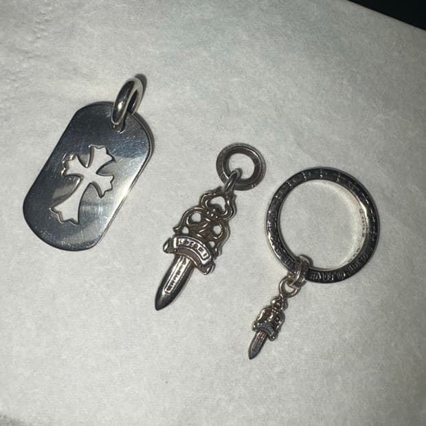 크롬하츠 팬던트 도그택 5대거 대거 드롭링