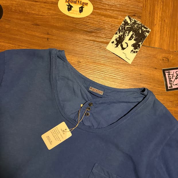 KAPITAL DOUBLE LAYERED 인디고 헨리넥 티셔츠