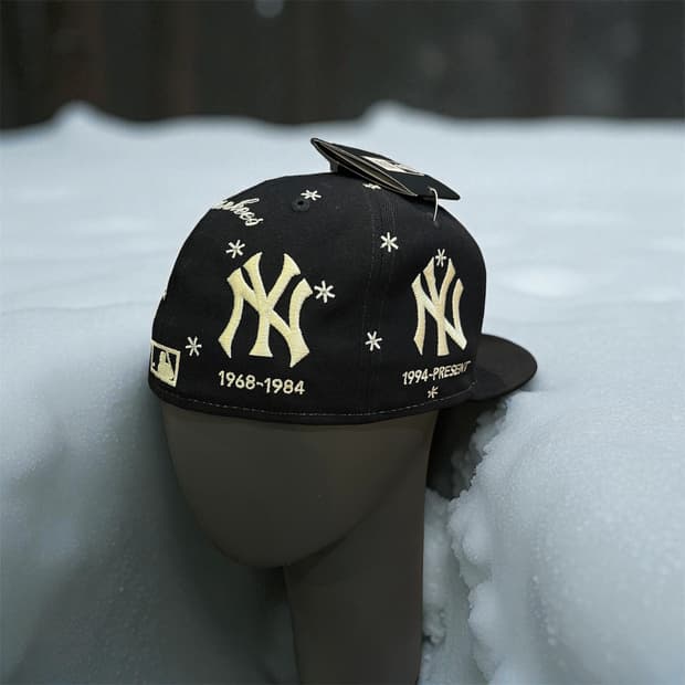 뉴에라 양키스 타임라인 스노우 라인스톤 커스텀