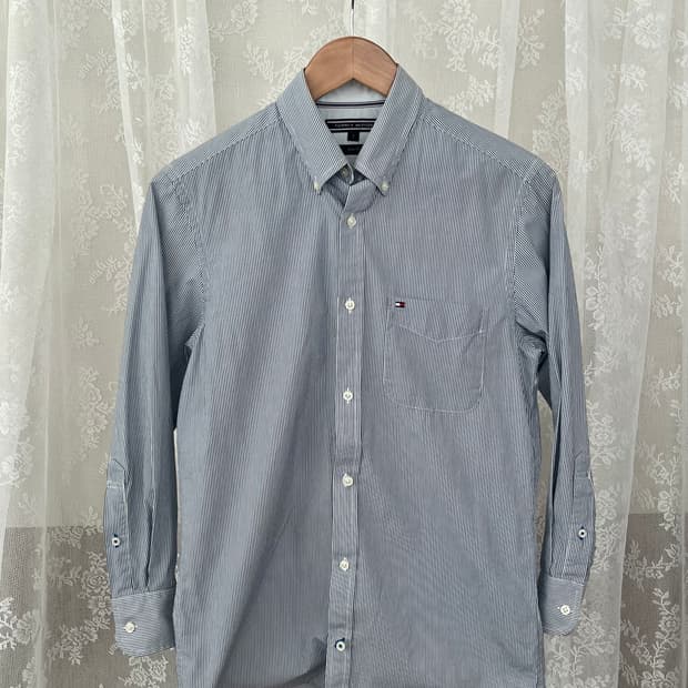S) 타미힐피거 슬림핏 핀 스트라이프 셔츠 네이비