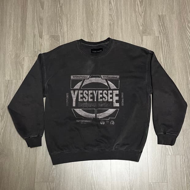 YESEYESEE 맨투맨(S)