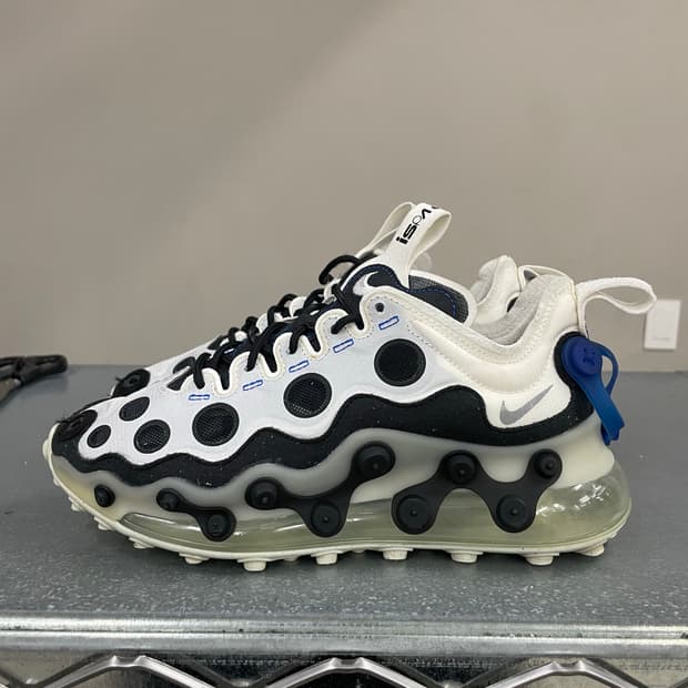 나이키 에어맥스 720 ISPA 235