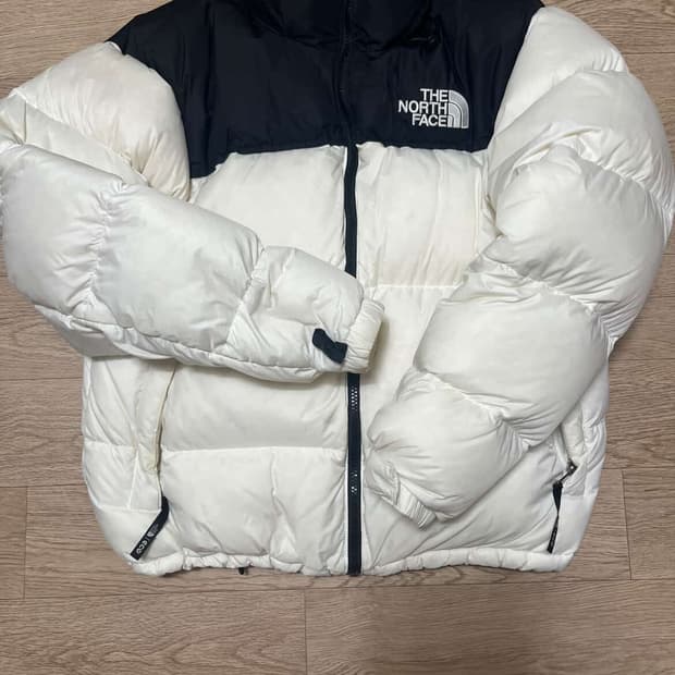 노스페이스 눕시 화이트
