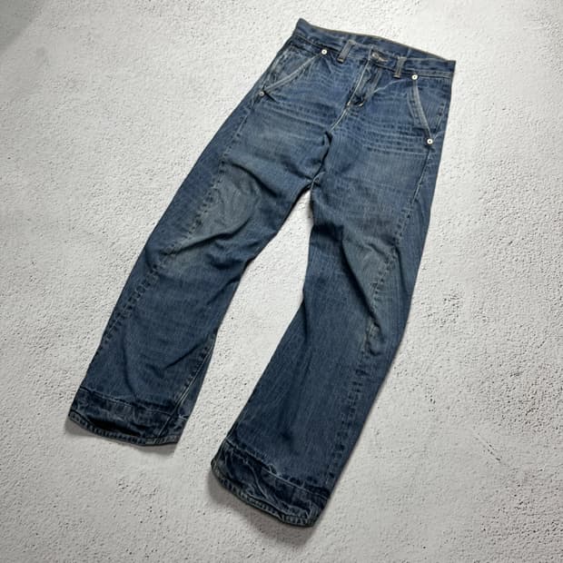 Levi’s USA Engineered 007 Curved Flare
