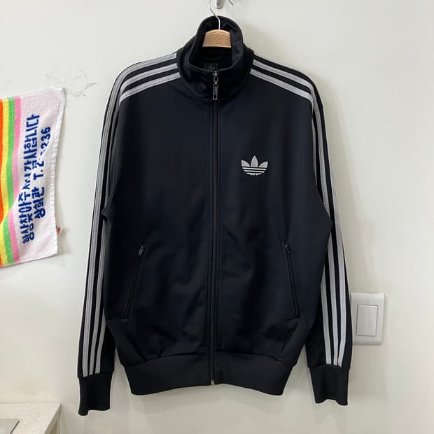 315 아디다스 파이어버드 져지 검은 실버