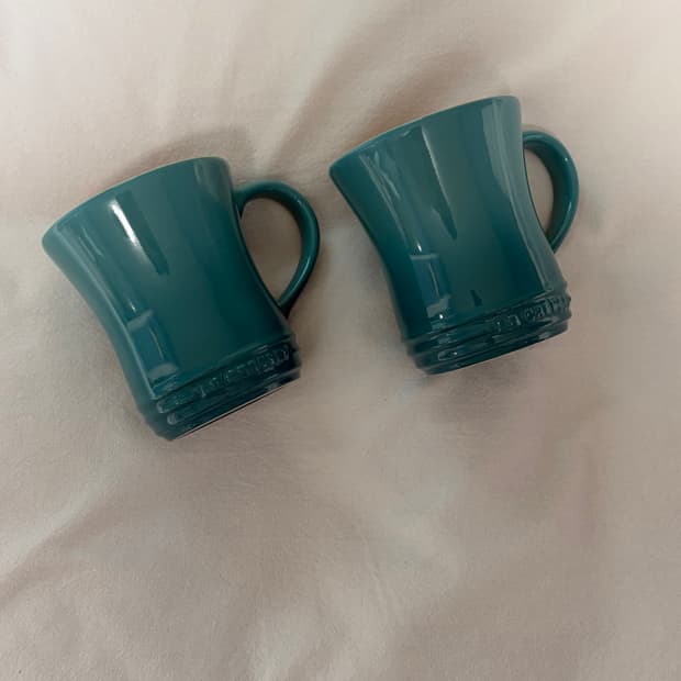 르크루제머그 2개 