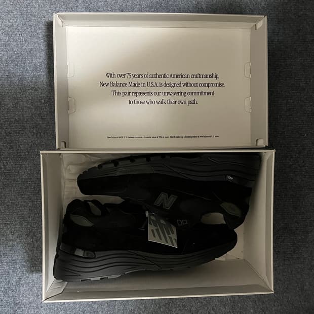 [260]뉴발란스 992 트리플블랙 코어블랙