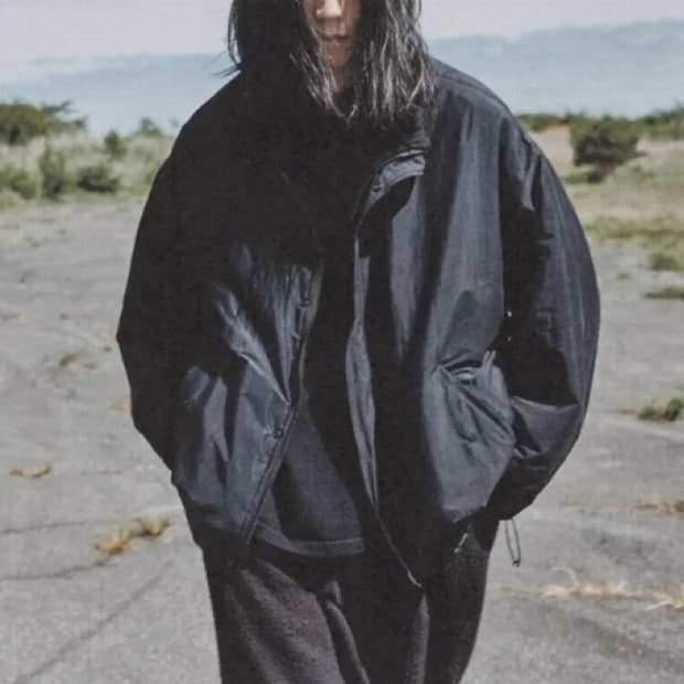 코모리 comoli 나일론 숏 자켓