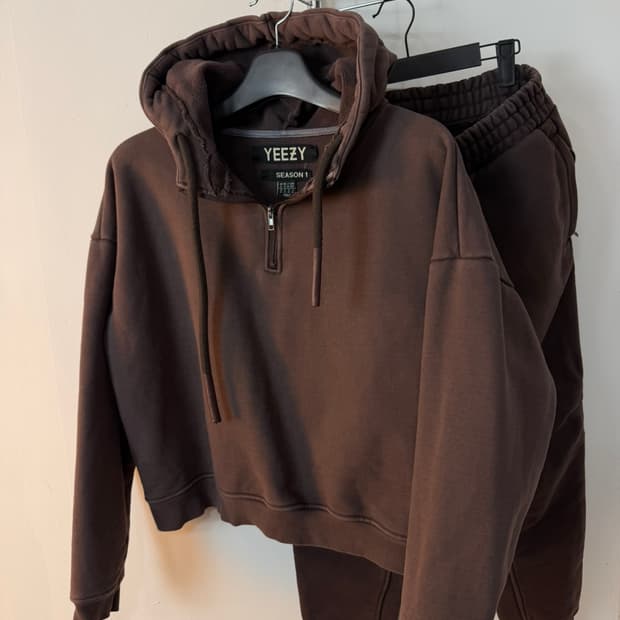 이지 시즌 1 하프 집 후드 셋업 