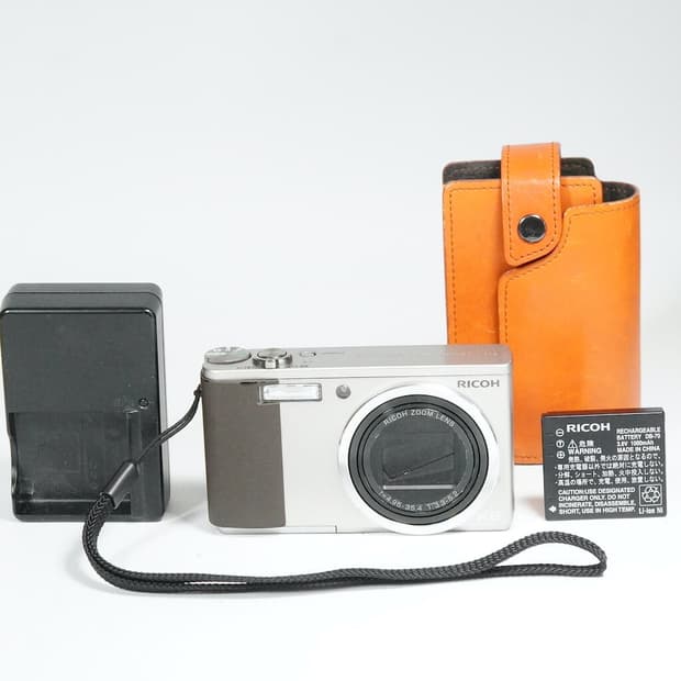 렌즈먼지..🥺 장원영 픽💫 리코 R8 (Ricoh R8)