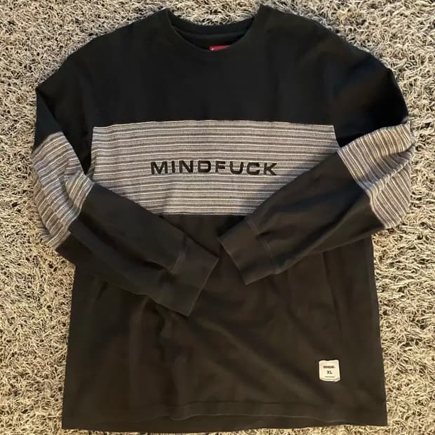 Supreme 슈프림 긴팔 티셔츠 XL