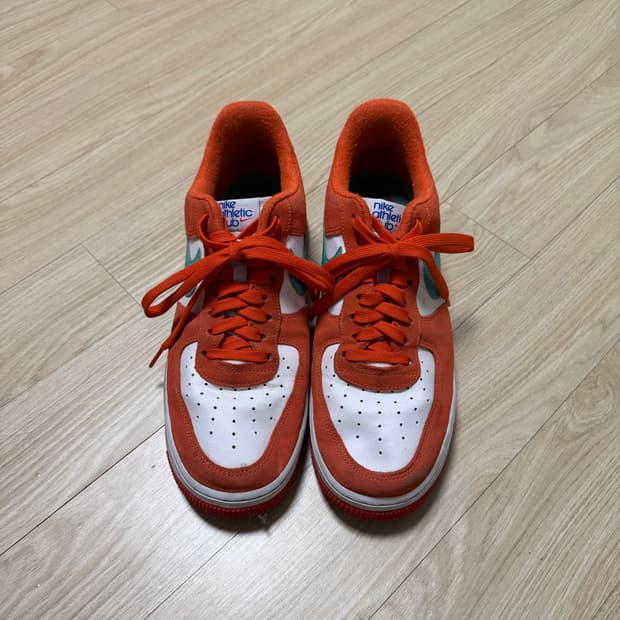 나이키 에어포스 270