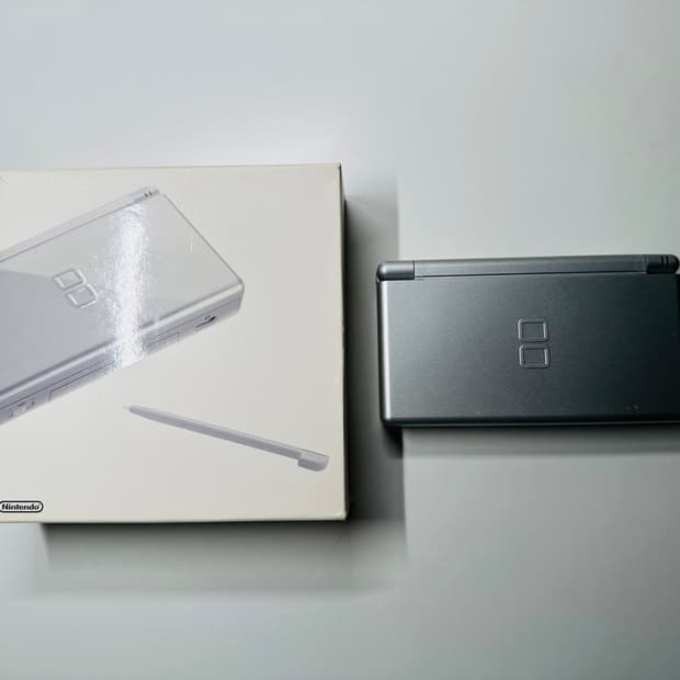 닌텐도 DS Lite DSL 메탈릭실버 일판 풀박스셋 판매 (3DS)