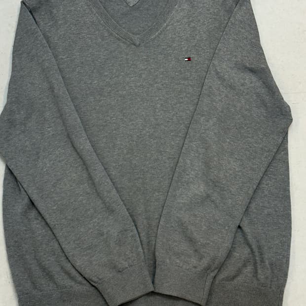 타미힐피거 V넥 니트 남여공용