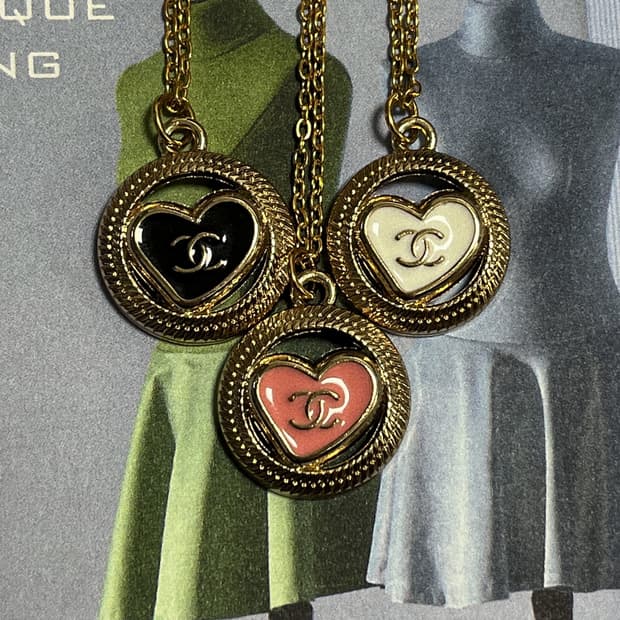 3Color 샤넬 트위스트 서클 하트 로고 업사이클링 골드 목걸이